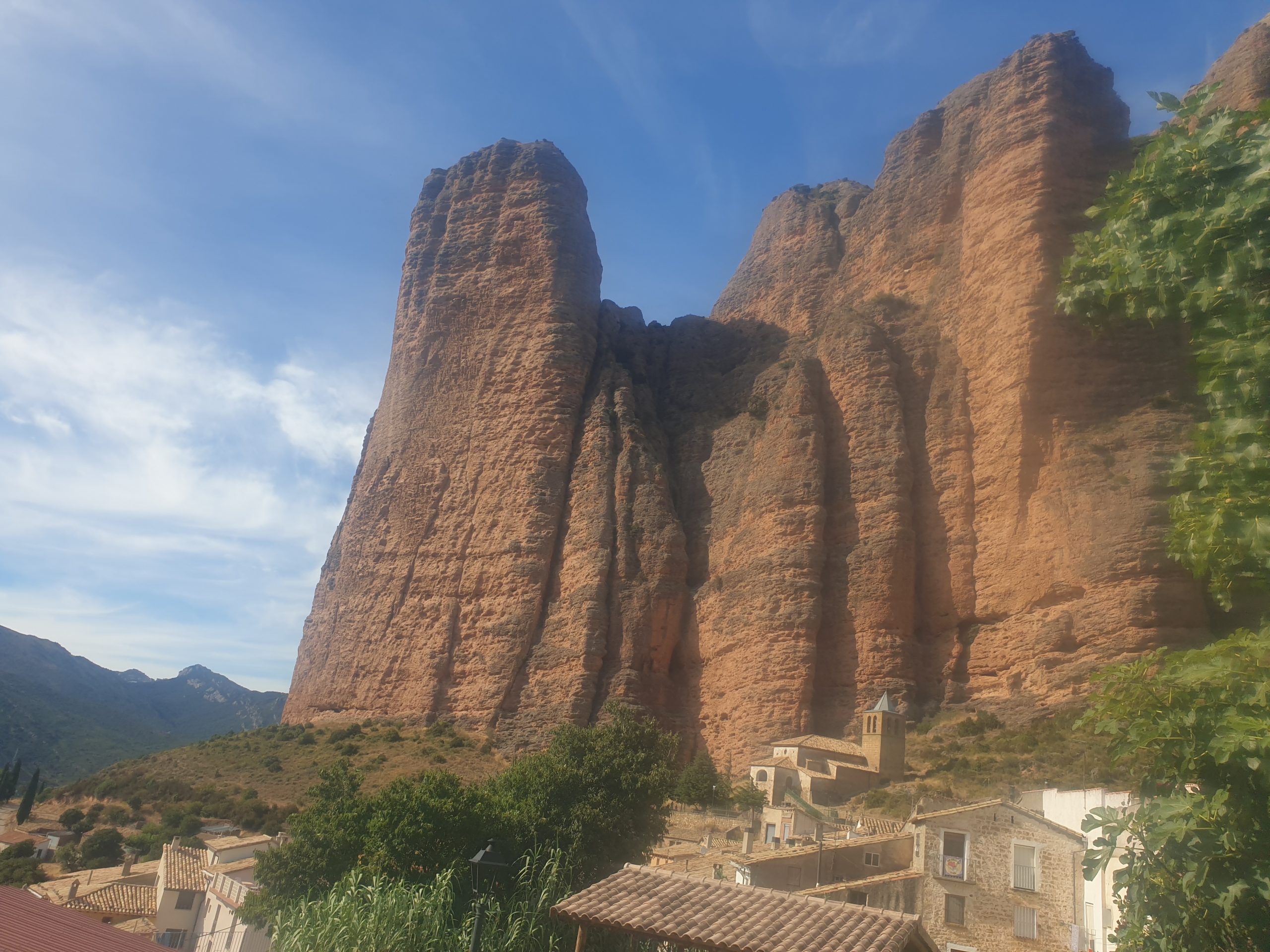 Mallos de Riglos escalade Sierra de Guara