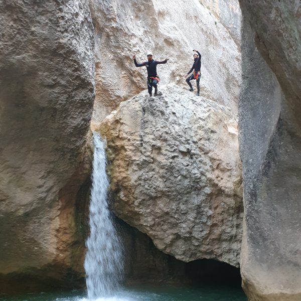 salto alto en el barranco del gorgas negras